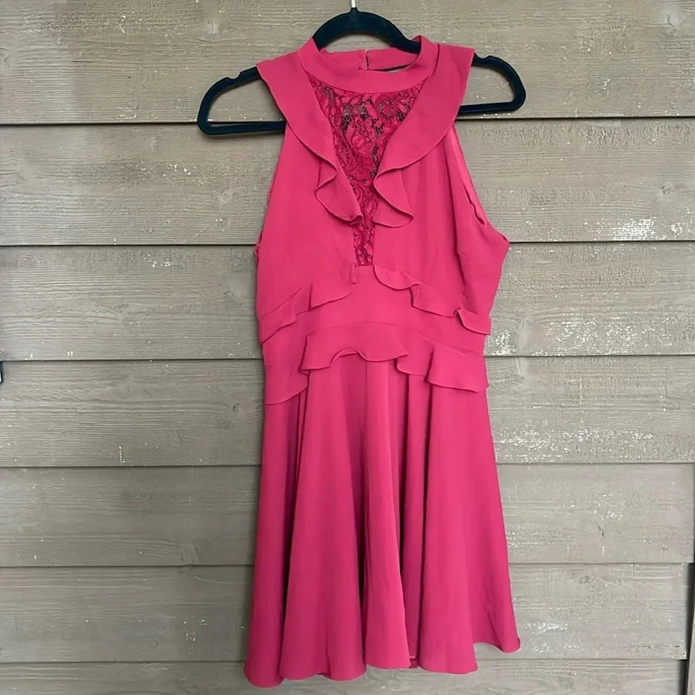 NWT BB Dakota maroon lace halter dress size 4